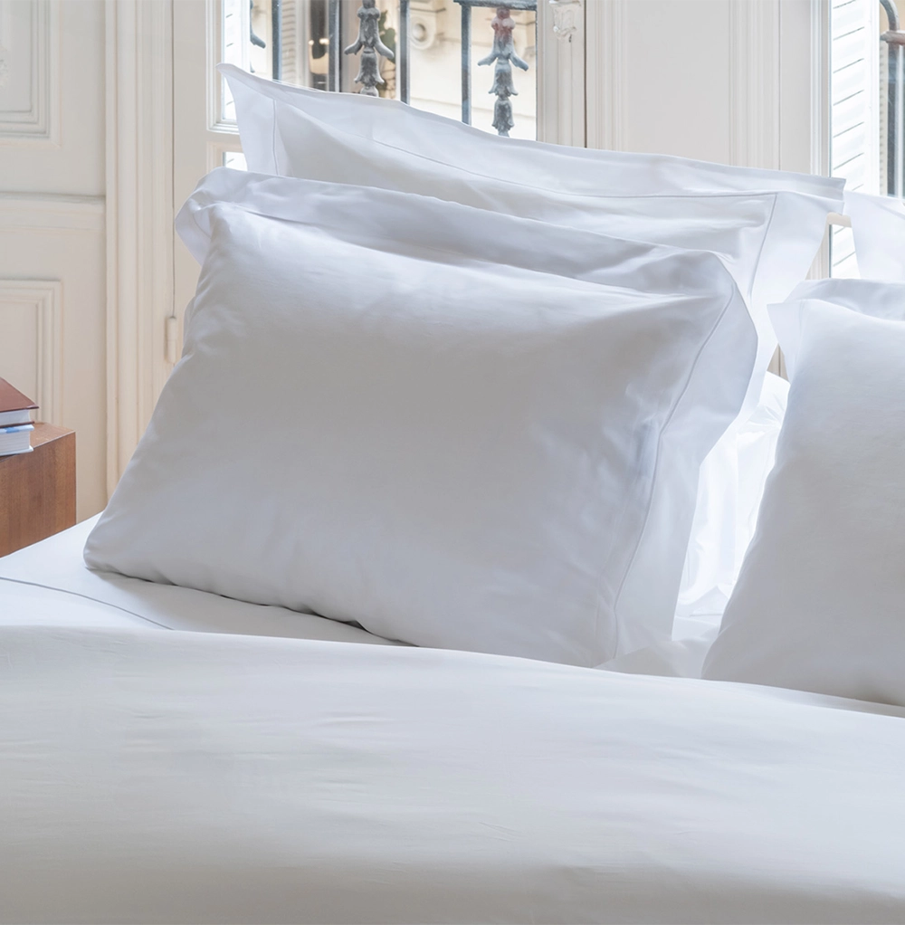 Housse de Couette et Taies d'Oreiller à Volants Satin 4