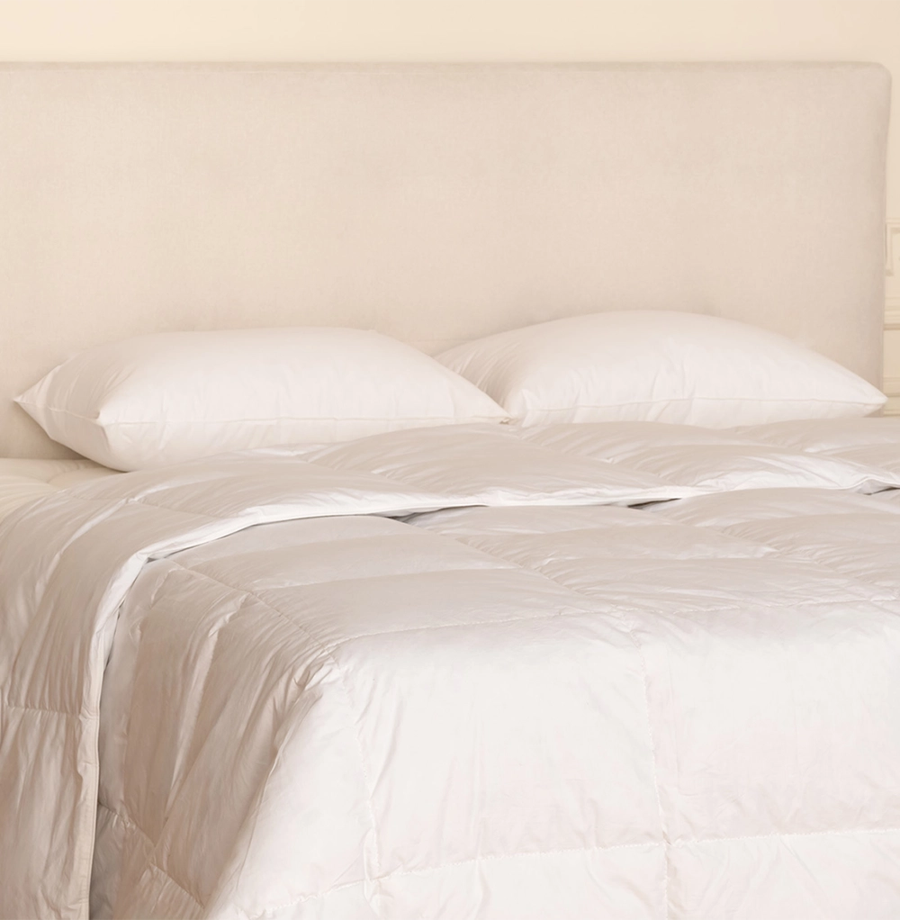 Conjunto de edredón y almohadas de microfibra
