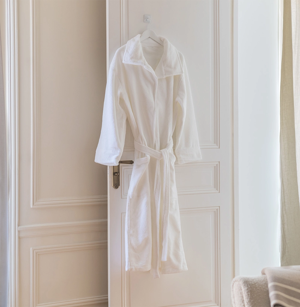 Funnel Collar Robe 2