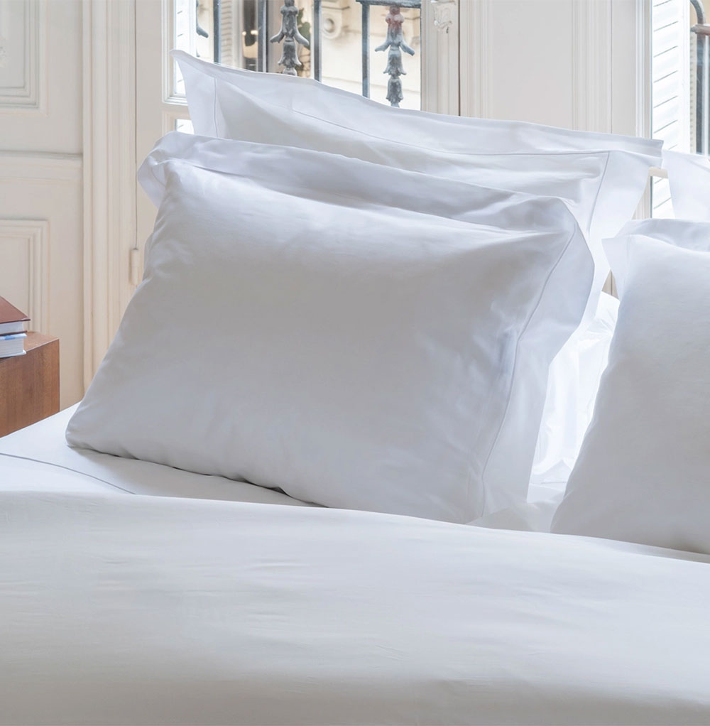 Housse de Couette et Taies d'Oreiller à Volants Satin 4