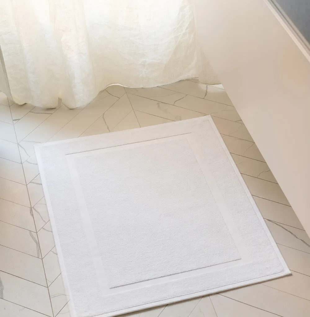 Signature Bath Mat 2