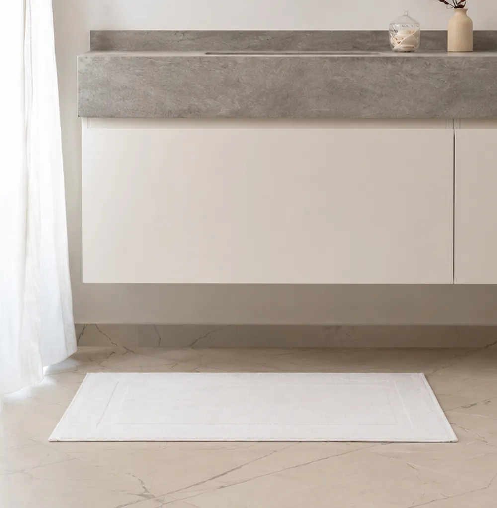 Signature Bath Mat 4