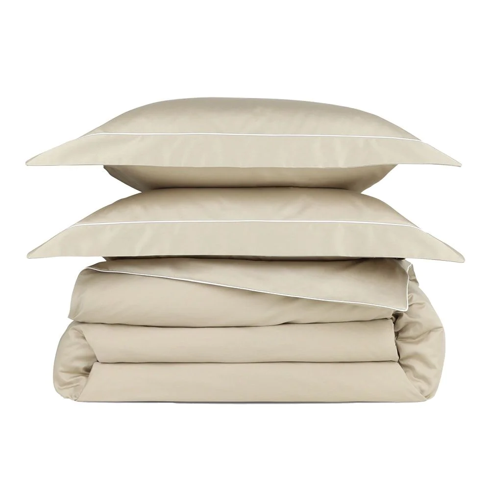 Housse de Couette et Taies d'Oreiller à Volants Timeless Satin 1